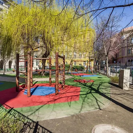 Bpr Brody Street * بودابست